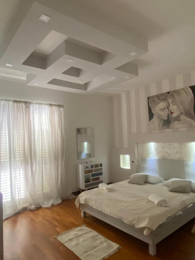 B&B By Family L&G วิโบ วาเลนเซีย มารินา ภายนอก รูปภาพ